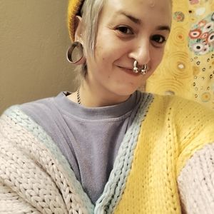 Meet your Posher, Quoia